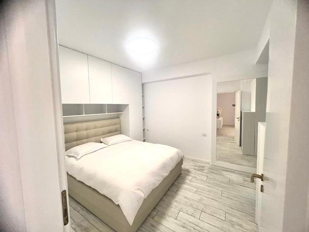 Durres Currila Modern Luxury Stunning Beach Views Exterior photo